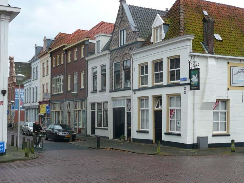 De Zilveren Karper IJsselmuiden Exteriör bild